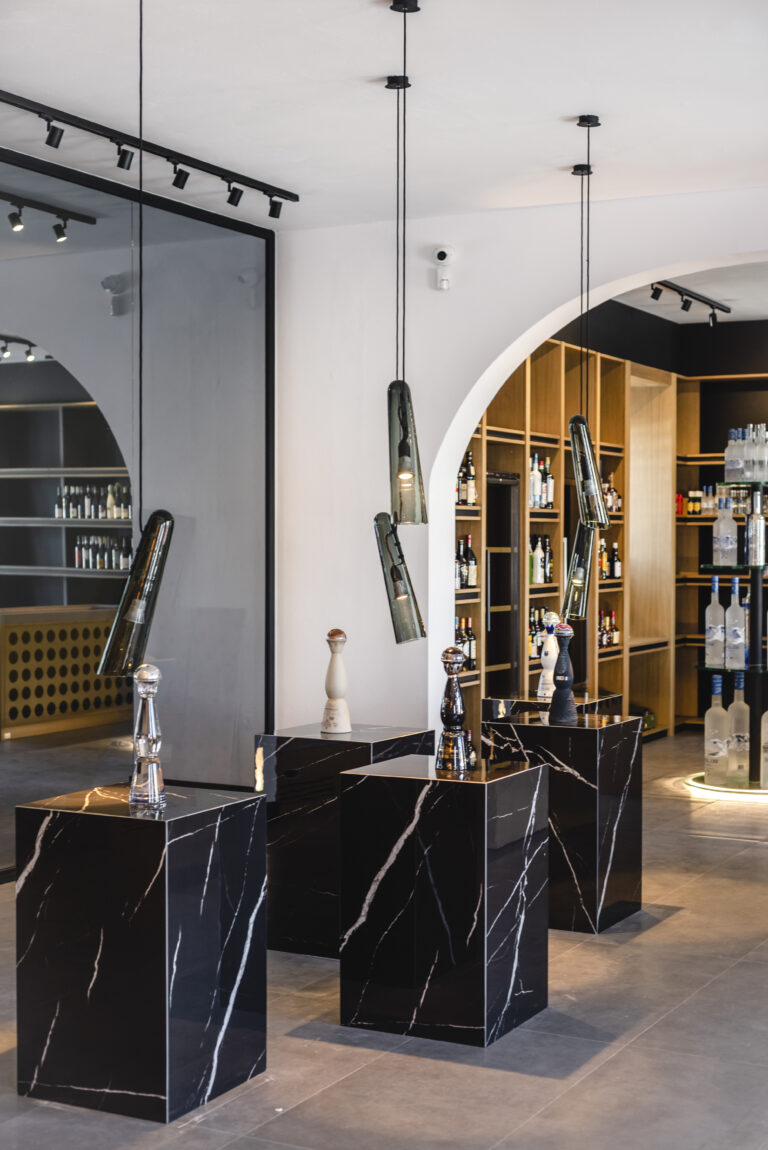 Cava_Brouzos_Mykonos_017